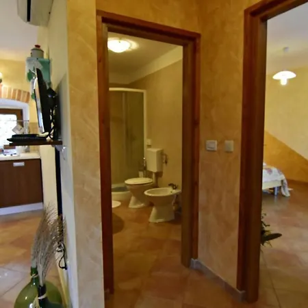 Fiorela 1 By Interhome