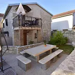 Fiorela 1 By Interhome Διαμέρισμα Πόρετς