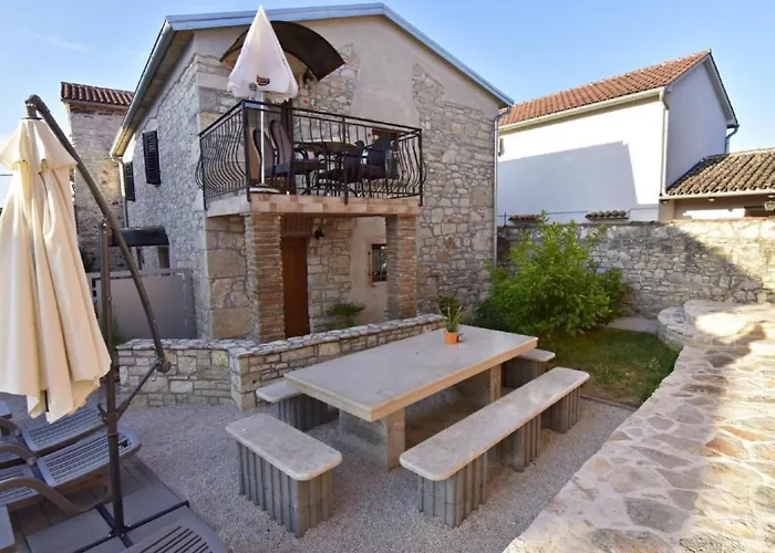 Fiorela 1 By Interhome Appartamento Porec