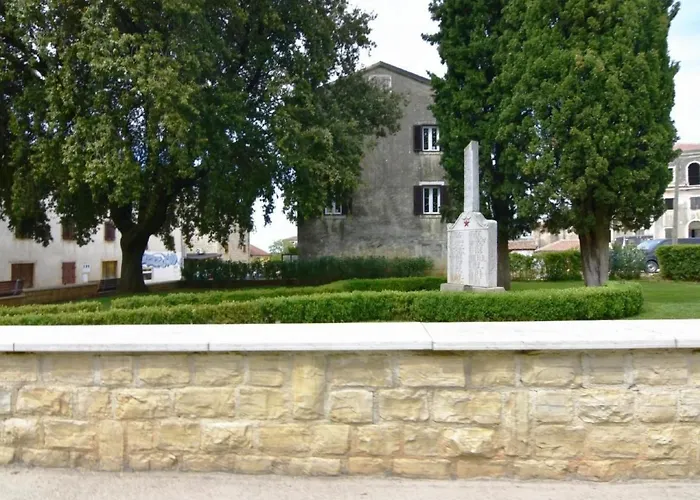 Fiorela 1 By Interhome Appartamento Porec