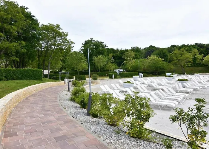 Fiorela 1 By Interhome * Porec