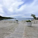 Fiorela 1 By Interhome Porec